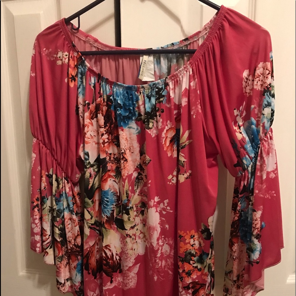 Women’s blouse pink floral pattern